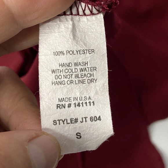 Dope Choice | Women's Wine Red Flowy sleeve Blouse Size S - Picture 4 of 4